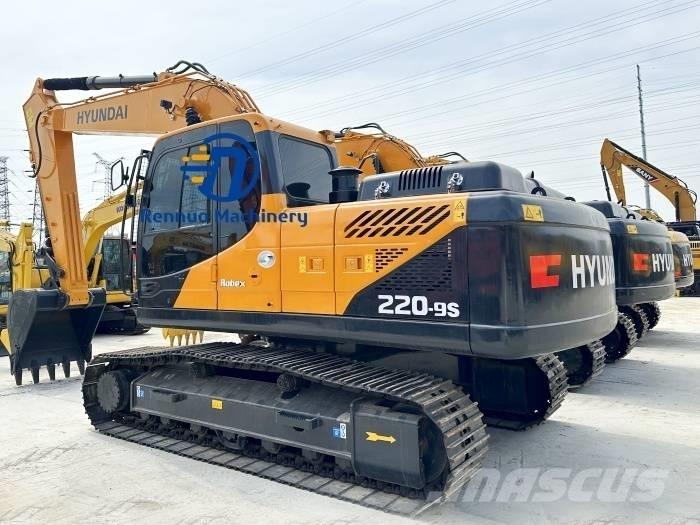 Hyundai R220LC-9S Vikšriniai ekskavatoriai