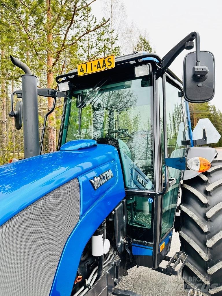 Valtra A 92 Traktoriai