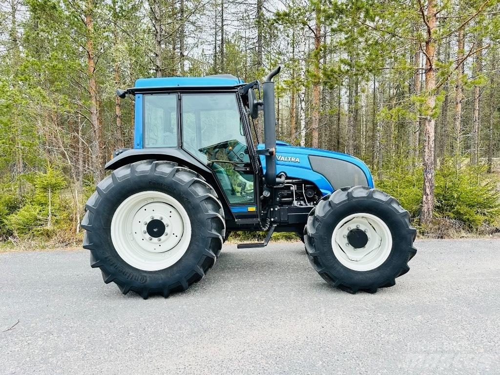 Valtra A 92 Traktoriai