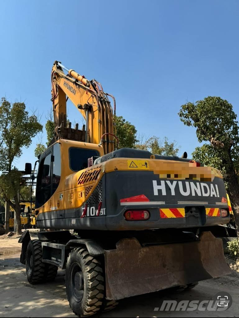 Hyundai 210W-9 Ratiniai ekskavatoriai