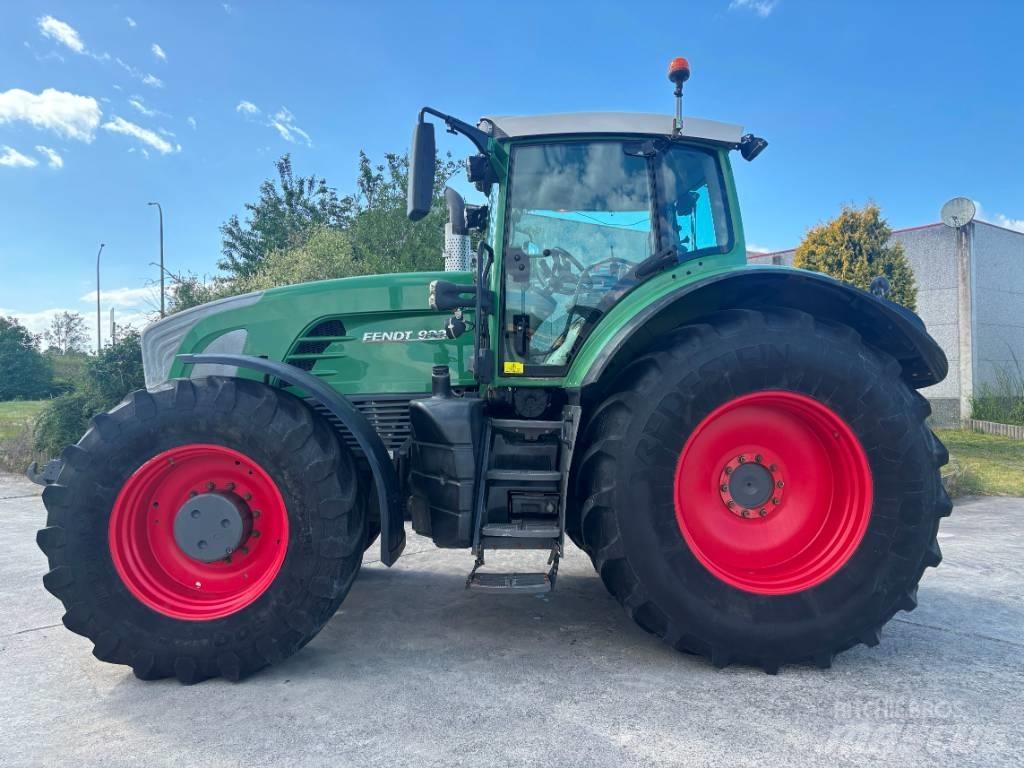 Fendt 933 Vario Traktoriai