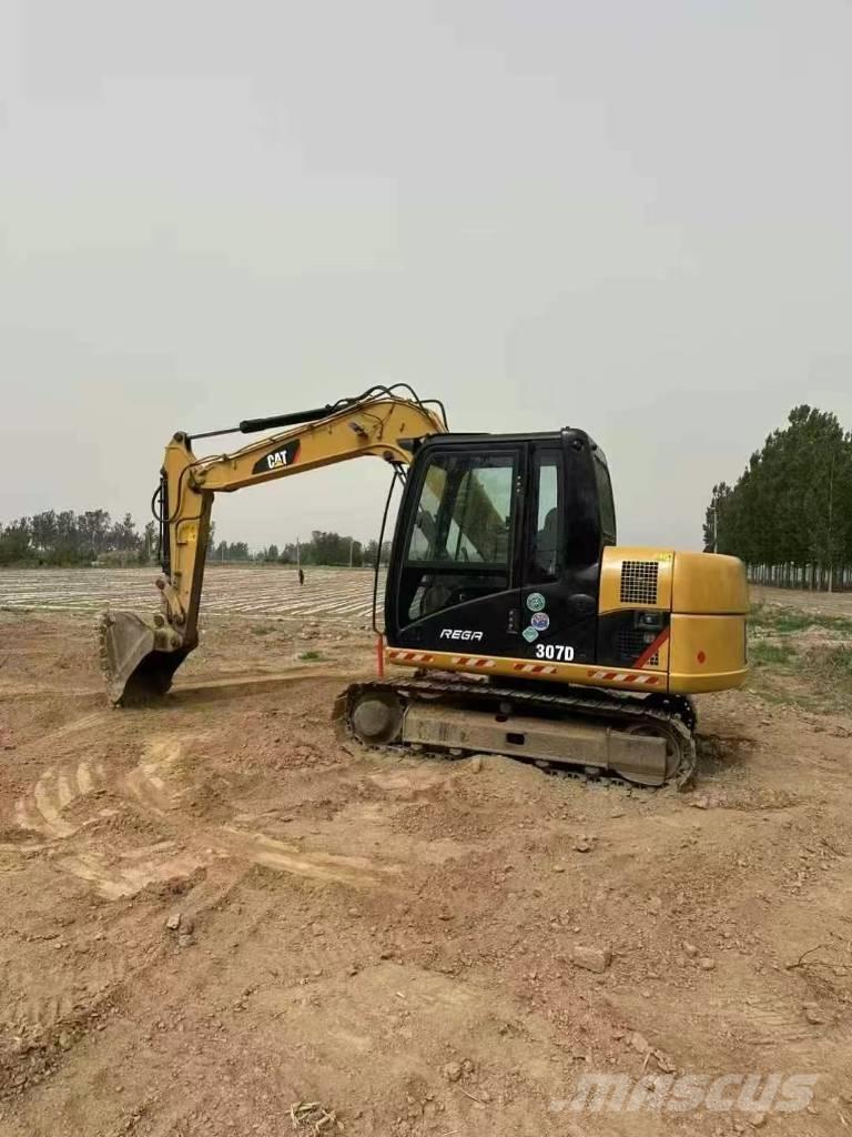 CAT 307d Vikšriniai ekskavatoriai