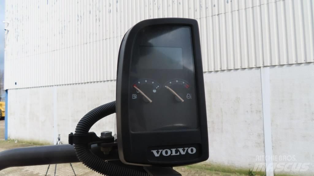 Volvo SD 45 B Vieno būgno volai