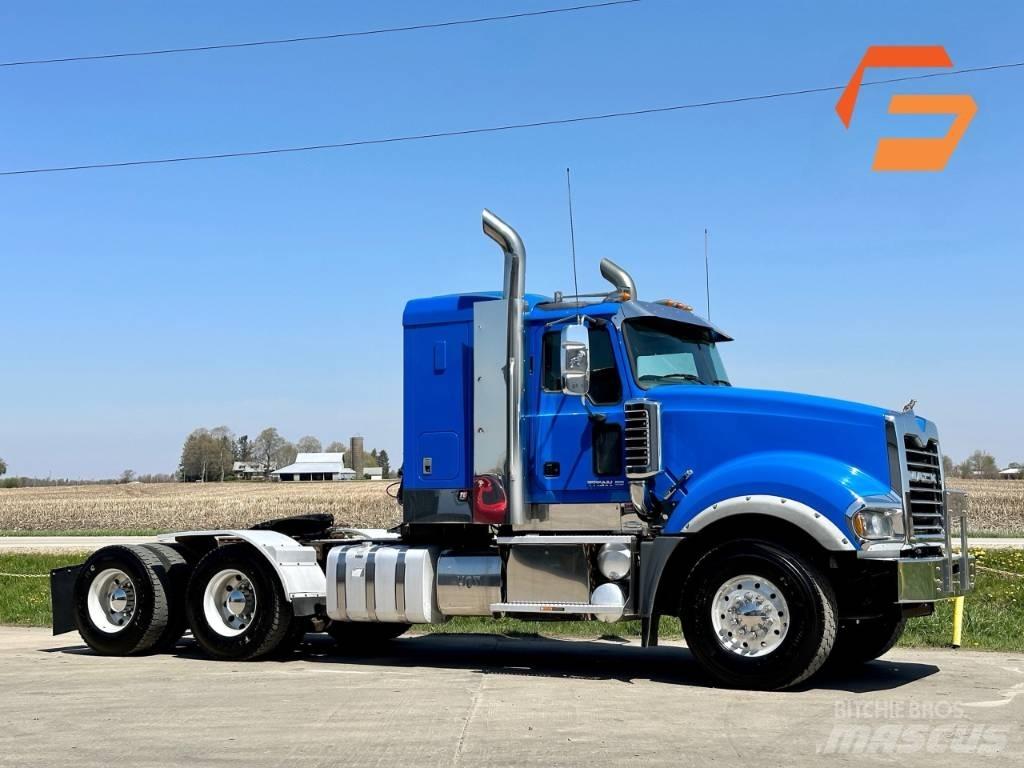 Mack Titan TD 713 Naudoti vilkikai