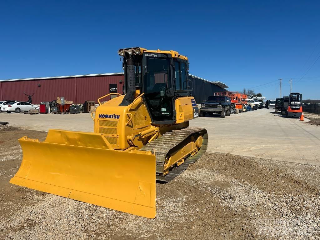 Komatsu D37PX-23 Vikšriniai buldozeriai