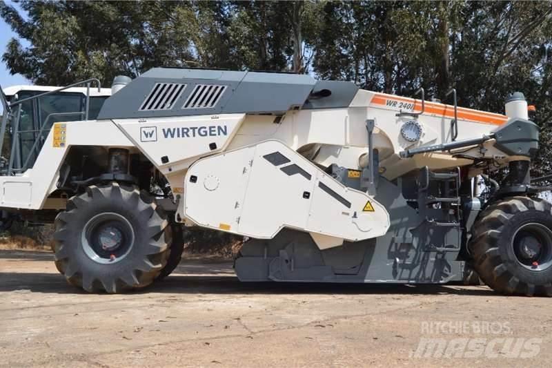 Wirtgen W240 Kita
