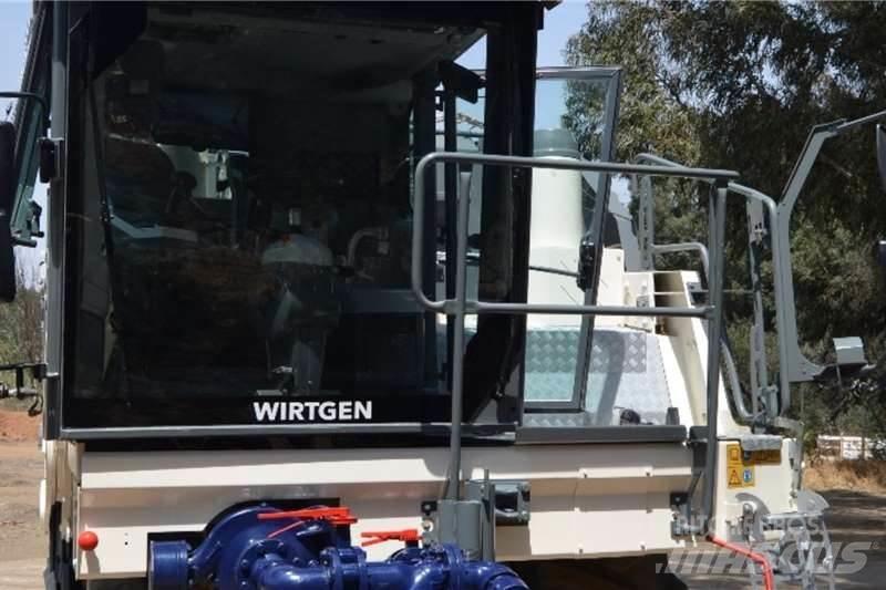 Wirtgen W240 Kita
