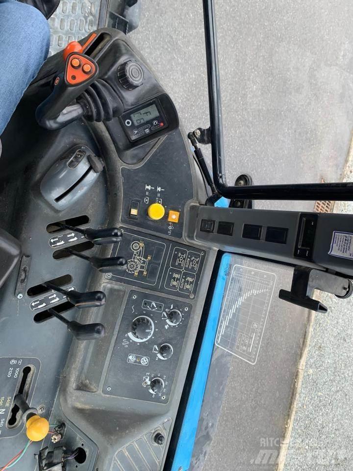 New Holland TM150 Traktoriai