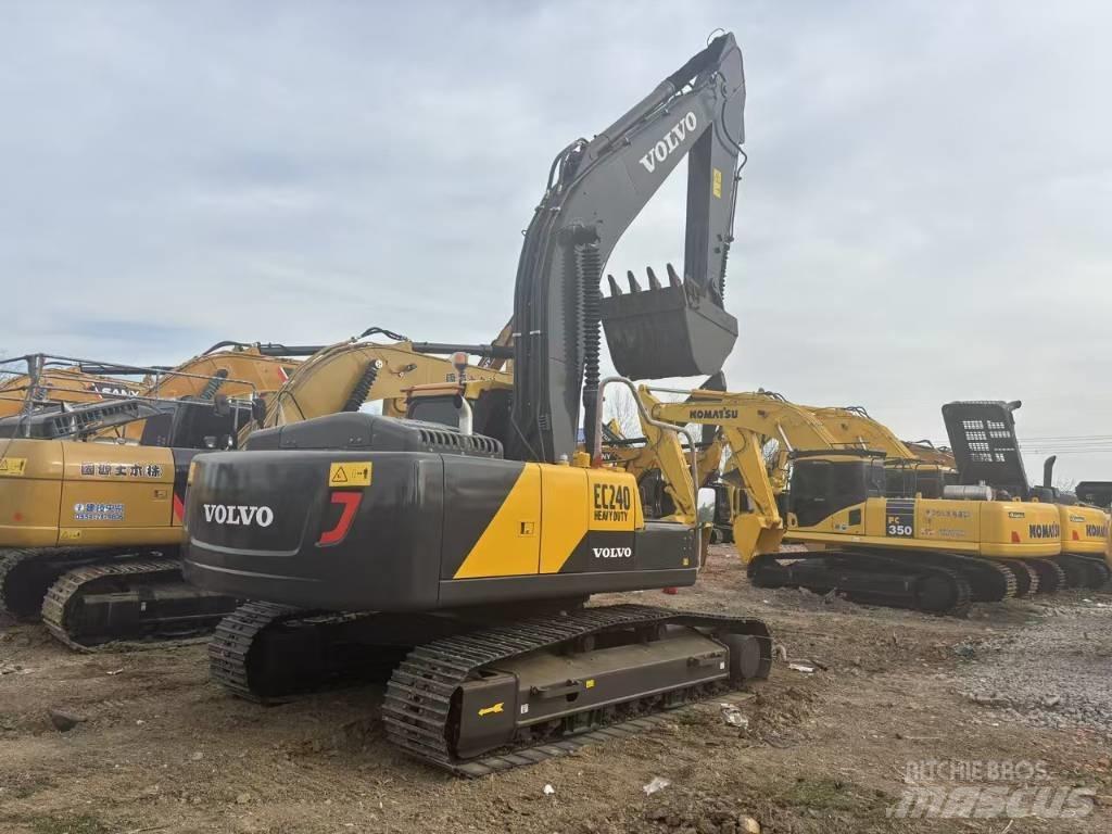 Volvo EC 240 Vikšriniai ekskavatoriai
