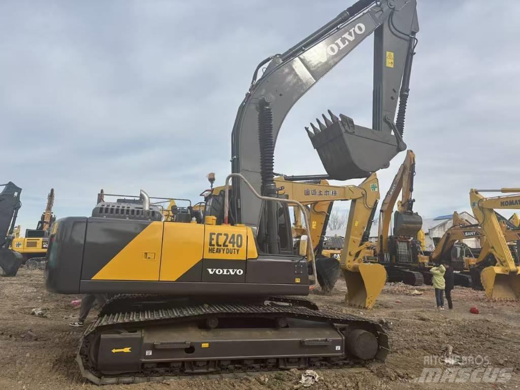 Volvo EC 240 Vikšriniai ekskavatoriai