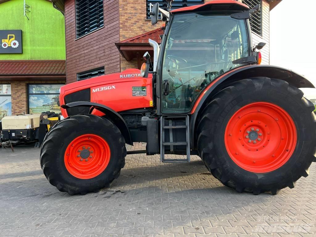 Kubota M 135 GX Traktoriai