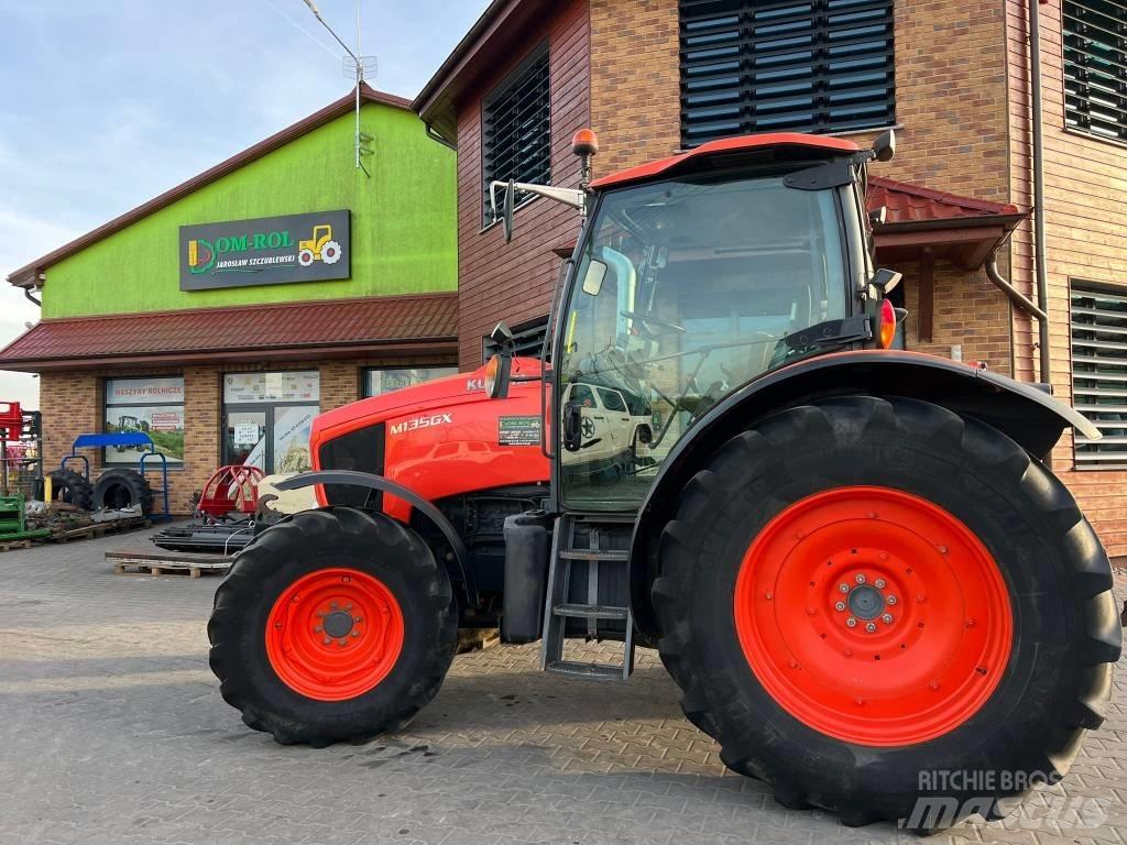 Kubota M 135 GX Traktoriai