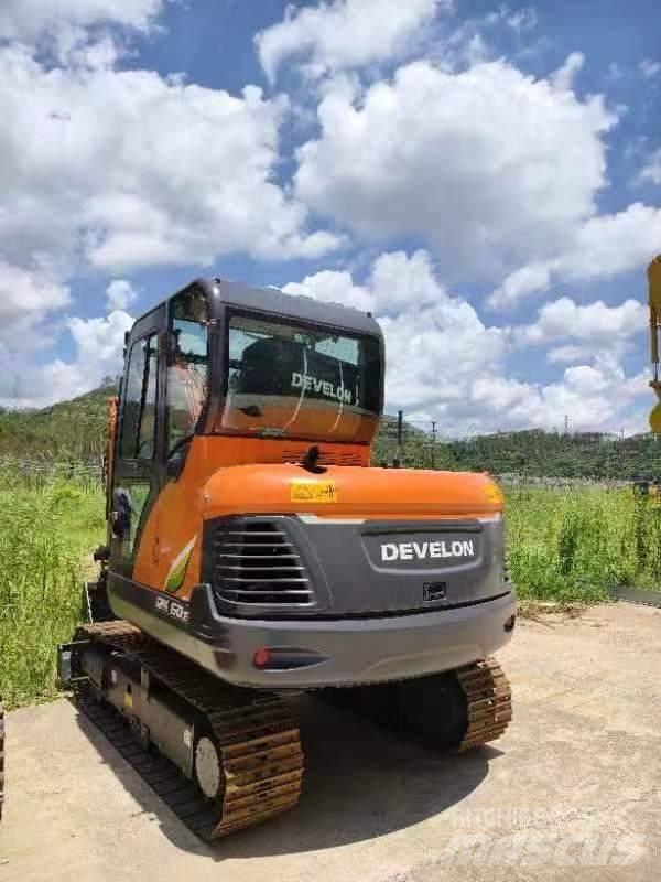 Doosan DX 60E Vidutinės galios ekskavatoriai 7-12 t