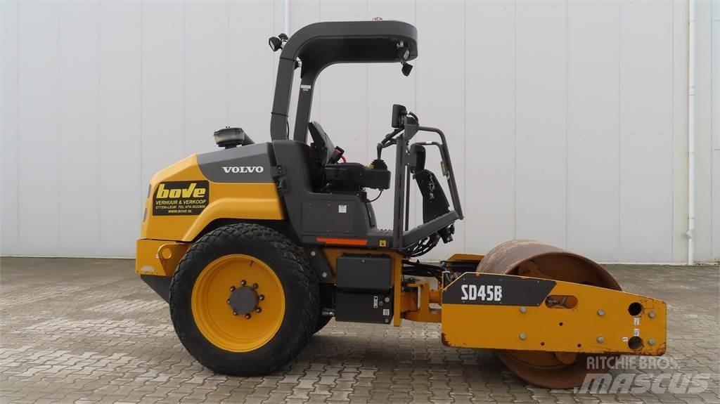 Volvo SD 45 B Vieno būgno volai