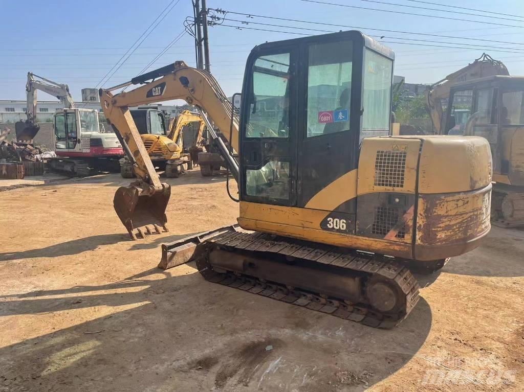 CAT 306 Vikšriniai ekskavatoriai