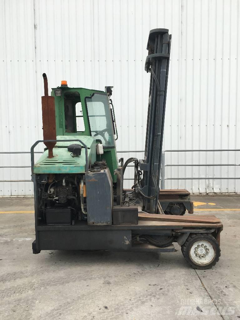 Combilift C 4000 Krautuvai su pakrovimu iš šonų