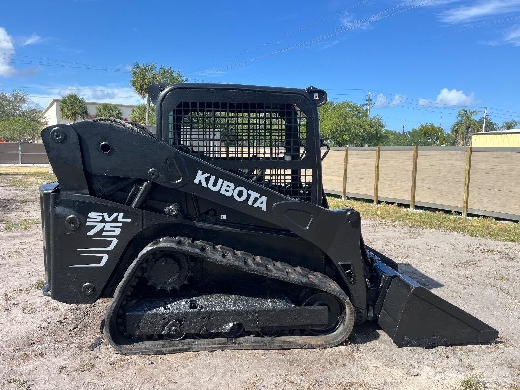 Kubota SVL 75-2 Krautuvai su šoniniu pasukimu