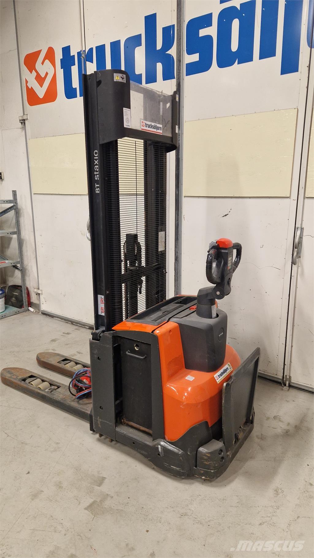 Toyota SWE120L Savaeigiai rietuvai