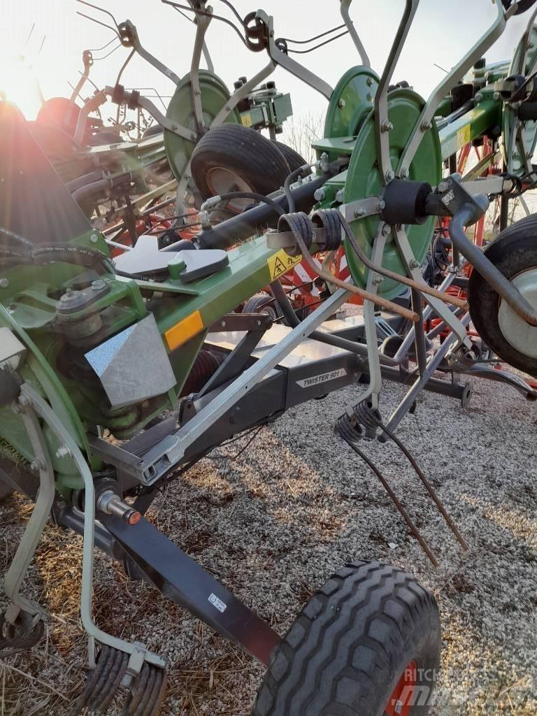 Fendt Twister 901T Šieno grėbliai ir vartytuvai