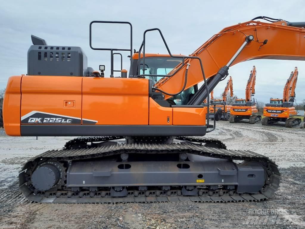 Develon DX 225 LC-7 Vikšriniai ekskavatoriai