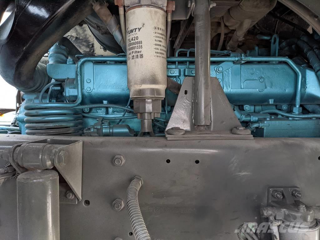 Howo 375 8x4 Savivarčių priekabų vilkikai