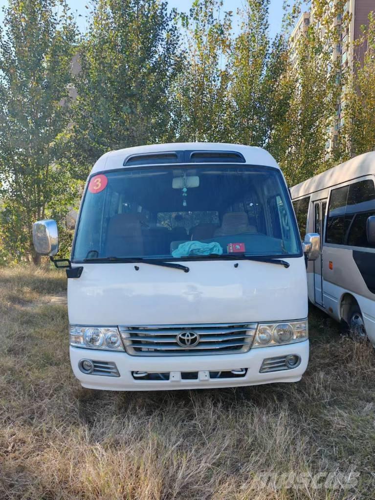 Toyota Coaster Tarpmiestiniai autobusai