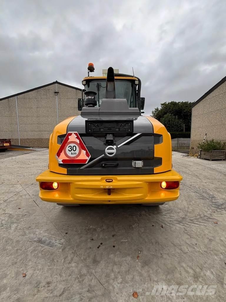 Volvo L45H Naudoti ratiniai krautuvai