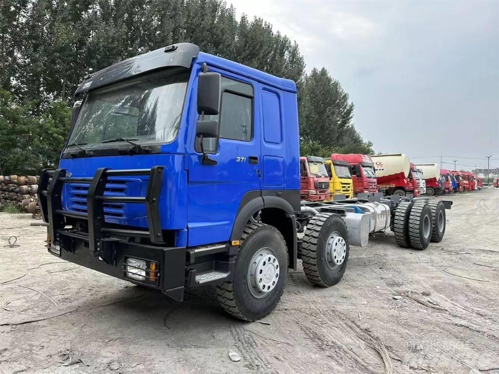 Howo 371 8x4 Savivarčių priekabų vilkikai