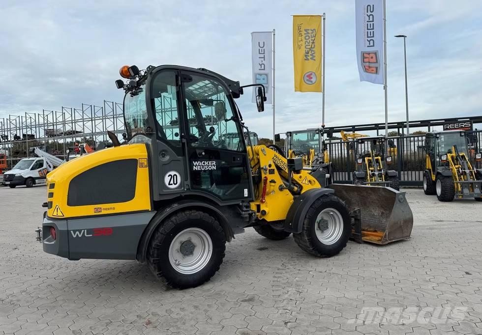 Wacker Neuson WL 38 Naudoti ratiniai krautuvai