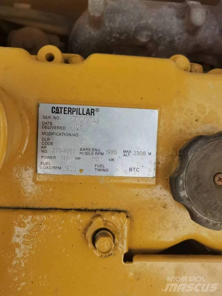 CAT 320 D Vikšriniai ekskavatoriai