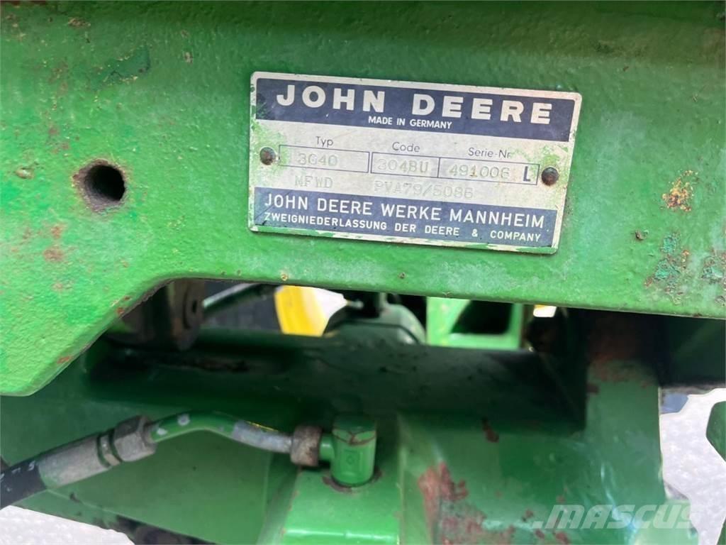 John Deere 3040 Traktoriai