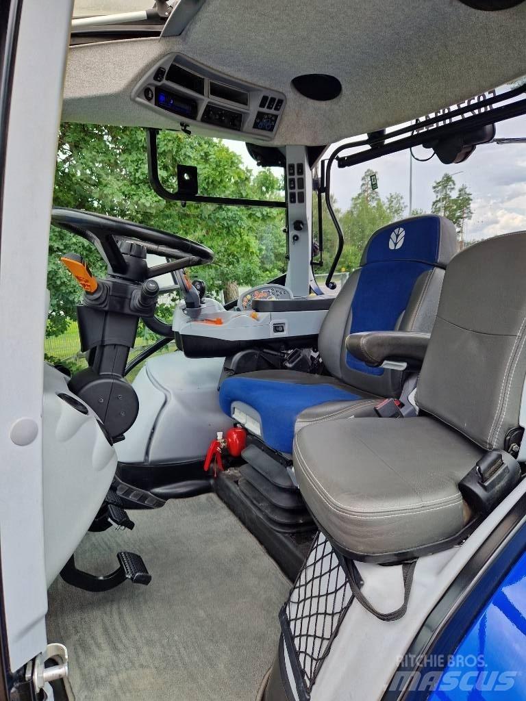 New Holland T 7.245 Traktoriai