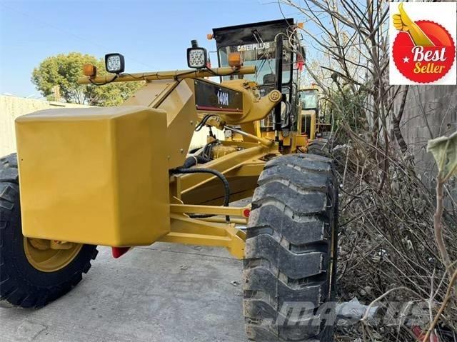 CAT 140 H Greideriai