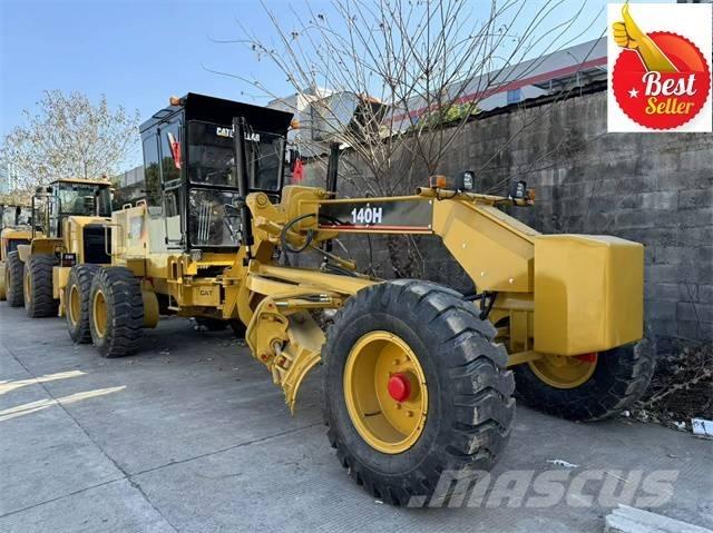 CAT 140 H Greideriai