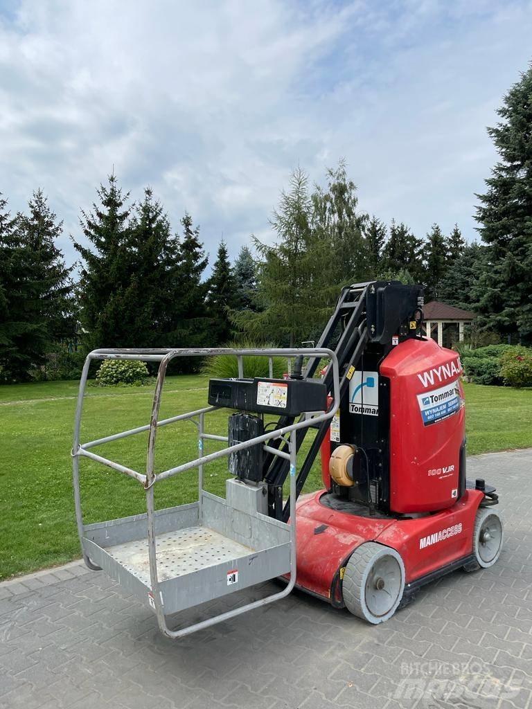 Manitou 100 VJR Vertikalūs stiebiniai keltuvai