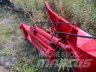 Volvo BM 841 Naudoti ratiniai krautuvai