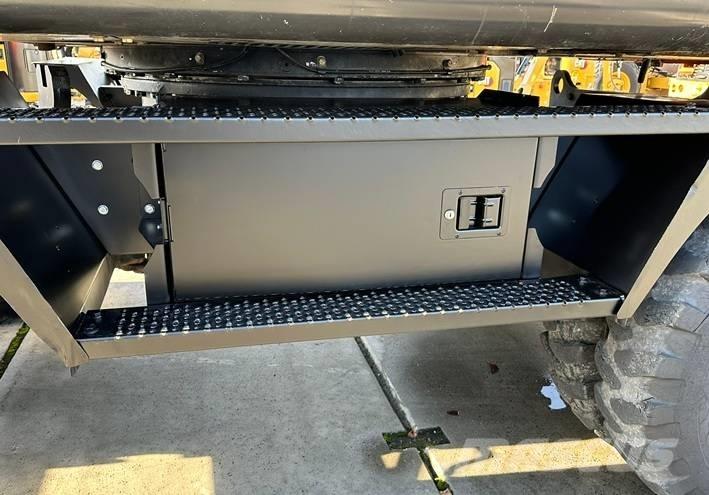 Hitachi ZX 170 W-5 B Ratiniai ekskavatoriai