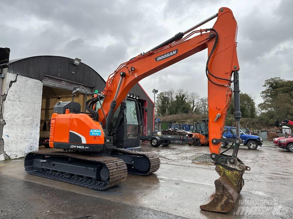 Doosan DX 140 LCR Vikšriniai ekskavatoriai