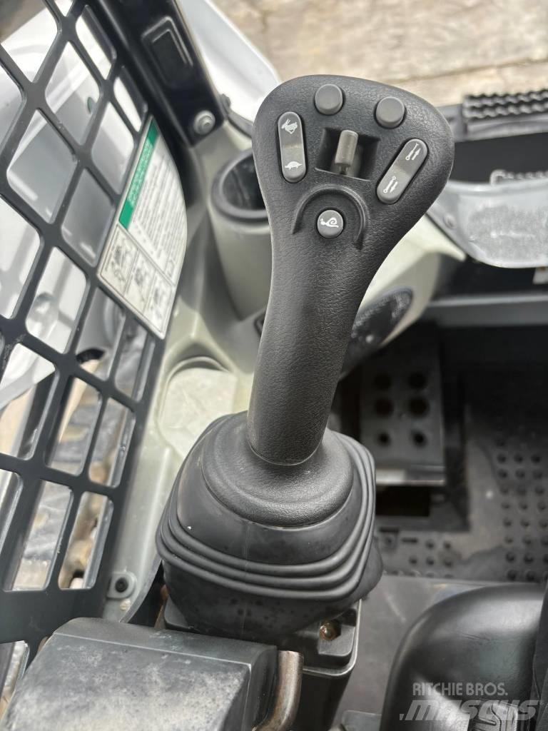 Bobcat T 550 Krautuvai su šoniniu pasukimu