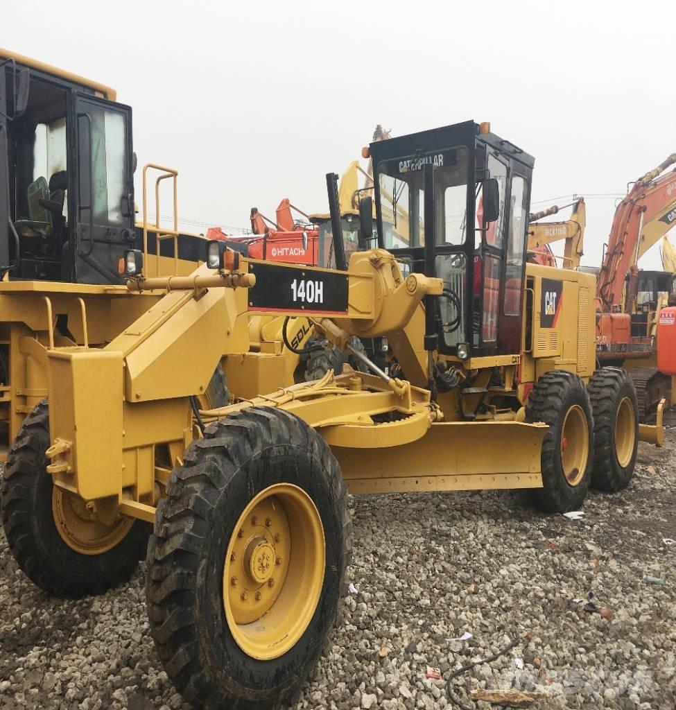 CAT 140 H Greideriai