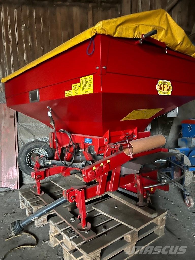 Bredal F 2 Mėšlo barstytuvai