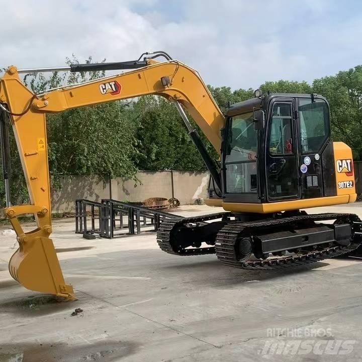 CAT 307E2 Vikšriniai ekskavatoriai