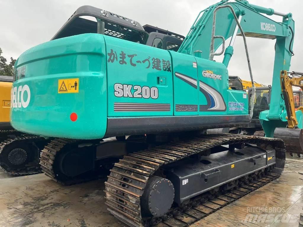 Kobelco SK 200-8 Vikšriniai ekskavatoriai