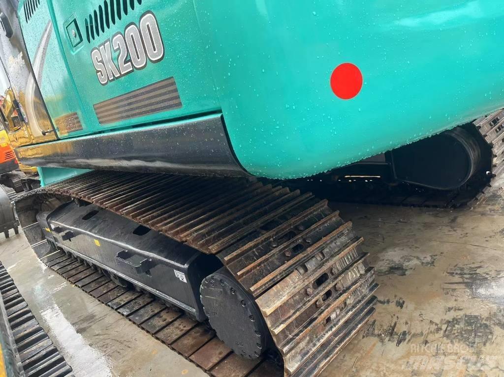 Kobelco SK 200-8 Vikšriniai ekskavatoriai