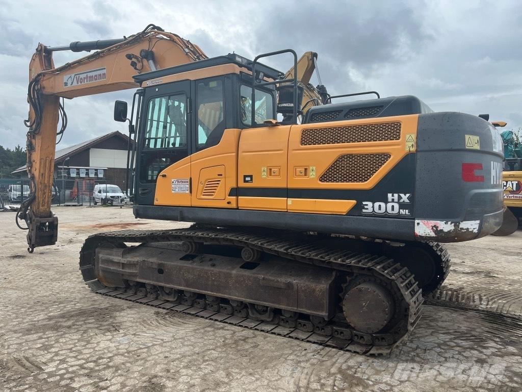 Hyundai HX 300 NL Vikšriniai ekskavatoriai