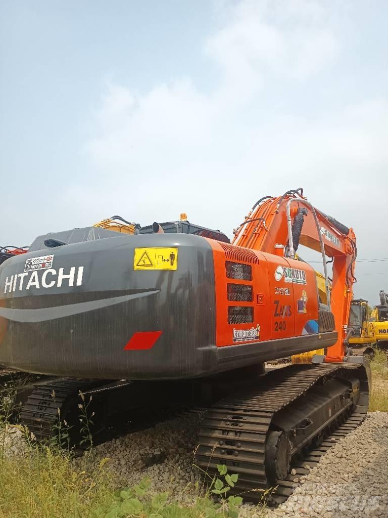 Hitachi ZX 240 Vikšriniai ekskavatoriai