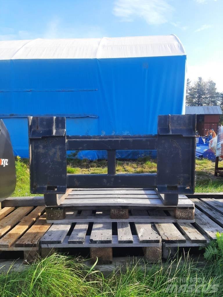  Pallgafflar CAT 906 Šakės
