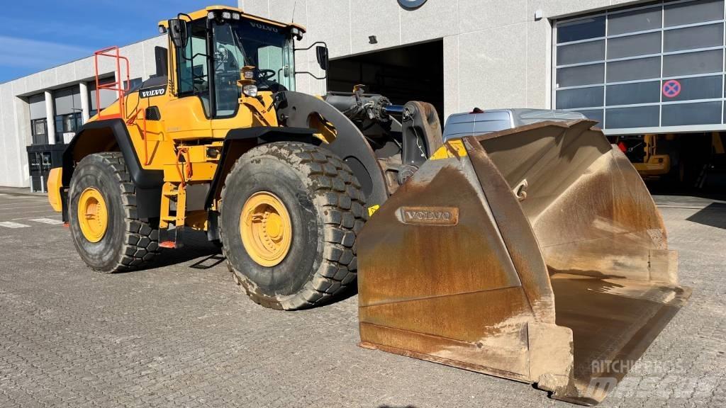 Volvo L260H Naudoti ratiniai krautuvai
