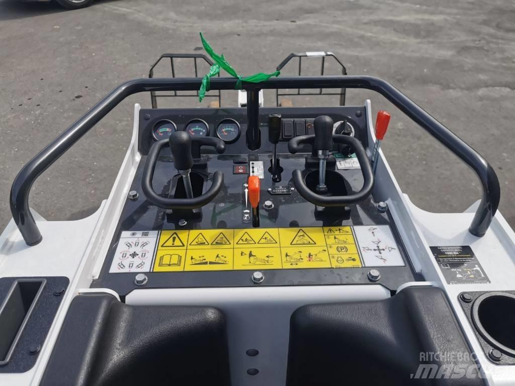 Bobcat mt100 Krautuvai su šoniniu pasukimu