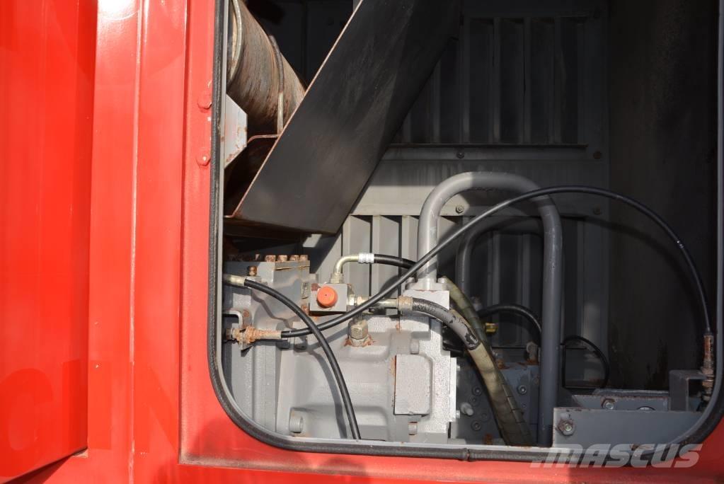 Hitachi CX 500 Vikšriniai kranai